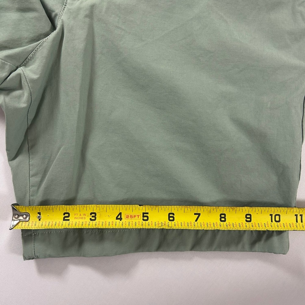 Vineyard Vines Performance Shorts Men 32 Green Grey Stretch Golf Chino Lot of 2 - Picture 8 of 16